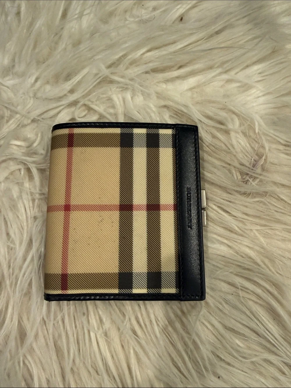 Burberry House Check Kiss-Lock Wallet